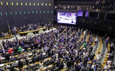 Deputados do sul são empossados em Brasília