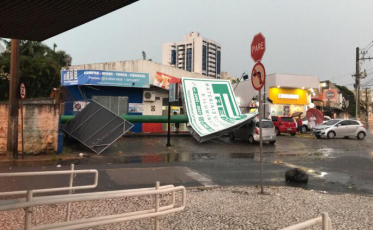 Tarde termina com forte pancada de verão (VÍDEOS)