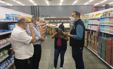 Supermercados de Criciúma são notificados pelo Procon