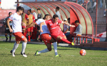 Segundona catarinense e Copa América, concorrência no ar