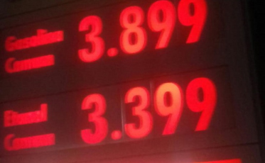 Gasolina chega aos R$ 3,72 em Criciúma