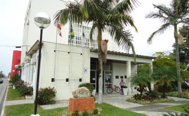 Governo cumpre acordo e repassa reajuste na educação