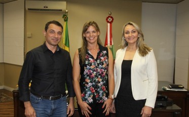 Engenheira de Tubarão vai presidir a Casan