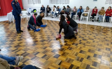 Profissionais da Educação recebem formação de primeiros socorros
