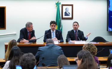 Comissão ainda não tem data para votar reforma da Previdência