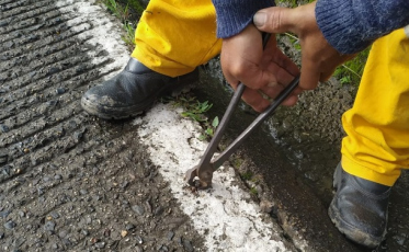 Parafusos retirados, SC-390 limpa (VÍDEO)