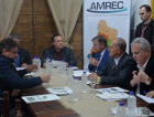 AMREC realiza reunião em ambiente de festa
