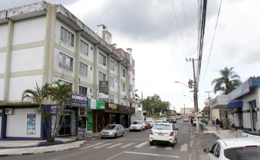 Rio Maina, uma cidade