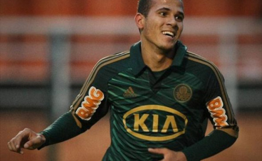 Próspera de olho no atacante Ronny, ex-Tigre