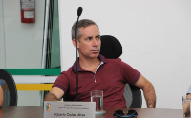Câmara discute possível cassação de vereador em Laguna