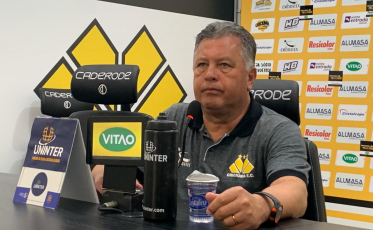 Segundo Cavalo, juiz reconhece que errou contra o Criciúma