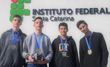 Do IFSC Criciúma para a Olimpíada Brasileira de Robótica
