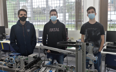 Equipe de Criciúma viaja para competição internacional de robótica na Tailândia