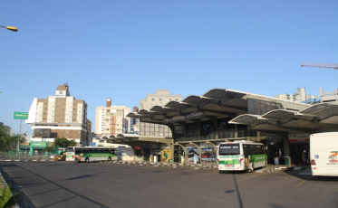 Movimento na rodoviária melhora, mas ainda muito abaixo do normal