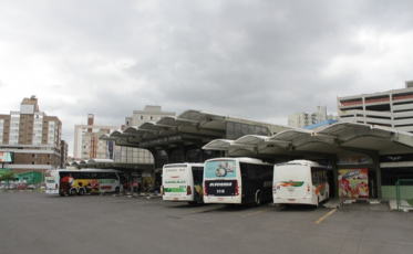 Rodoviária de Criciúma suspende viagens devido às interdições na BR-101