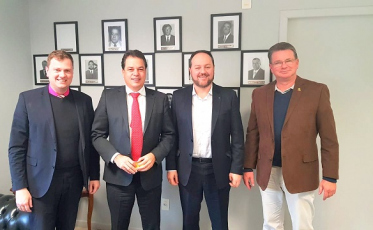 Deputado trata de financiamento estudantil no Banco do Brasil