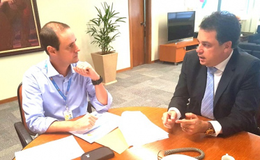 Deputado conhece detalhes da nova sede da Celesc