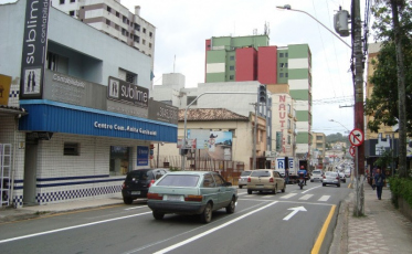 Anita Garibaldi e Avenida dos Imigrantes fechadas