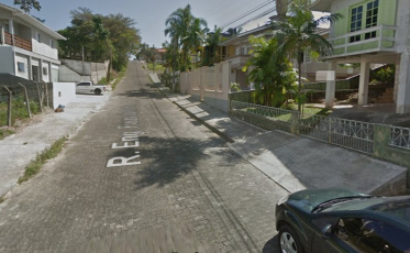 Obra atrapalha trânsito na Rua Engenheiro Fiuza da Rocha