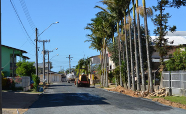 Vinte ruas pavimentadas ou em obras em Morro da Fumaça