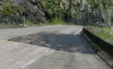 Estado libera SC-390 para caminhões de até 15 toneladas