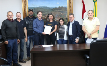 SOS Picadão trabalha por pavimentação de rodovia