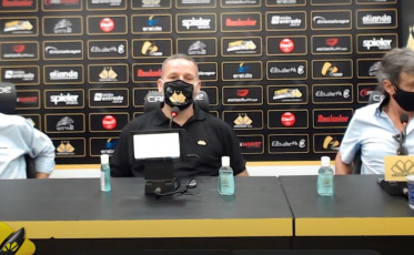 Ao vivo: Hemerson Maria fala dos planos para o Criciúma 