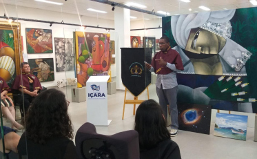 Sarau literário movimenta artistas da cidade na Galeria de Arte Caio Borges