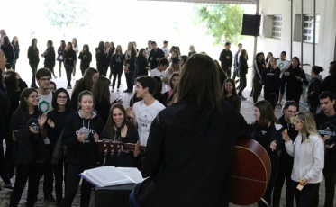 Estudantes da Satc criam projeto de copo sustentável