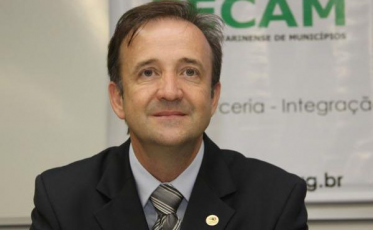 “Vamos sair mais rápido da crise se continuar com estas restrições”, diz presidente da Fecam