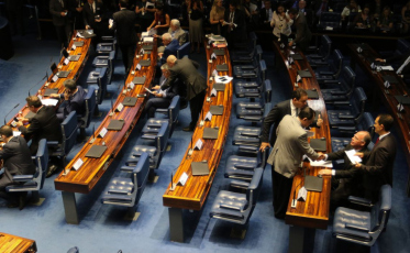 Senado inicia votação da Previdência (AO VIVO)