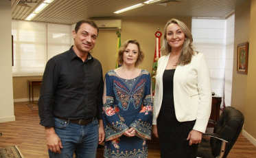 Governador anuncia a Secretária de Desenvolvimento Social