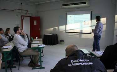 Iparque recebe secretários de obras e infraestrutura da região