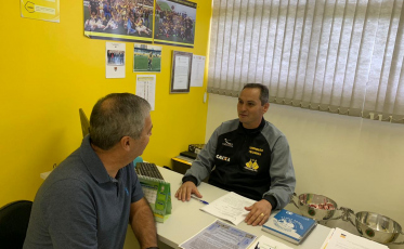 Na base do Criciúma, é tudo com o Serginho