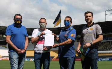 Criciúma recebe oficialmente o certificado de clube formador