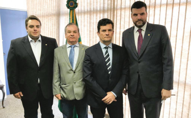 Moro chama deputado Peninha para discutir a PEC da Legítima Defesa