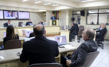 Câmara derruba veto da manutenção dos parques e academias