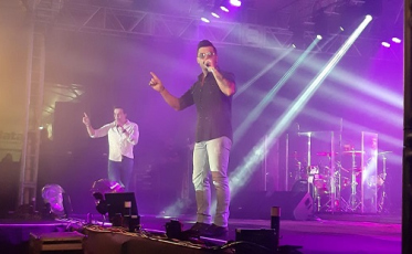 Marcos & Belutti com os sucessos da Agromel