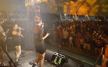 Show com Fernanda de Lima e Rubens Daniel encanta público em Arroio do Silva