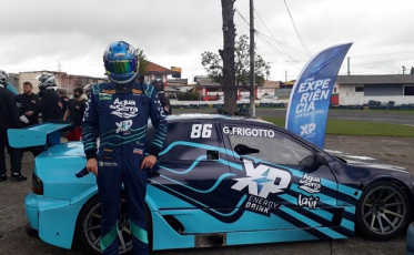 Carro da Stock Car ficará exposto no Nações Shopping