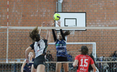 Vôlei de Forquilhinha disputa duas finais da Liga Voleibol de SC nesta semana