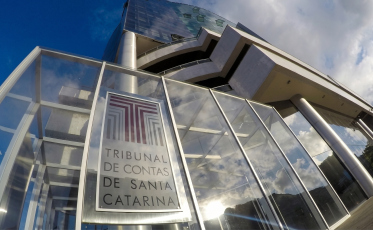 Dinheiro em conta pessoal e consultoria milionária levam CIS-Amesc à investigação do TCE
