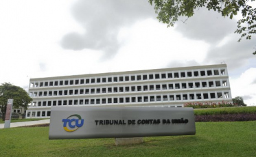 Governador recorre ao TCU para evitar aumento na tarifa de energia elétrica