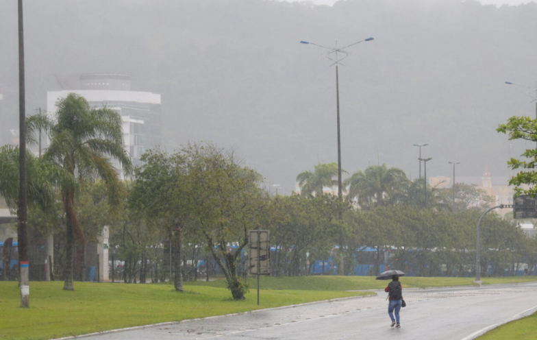 Novo prognóstico aponta 95% de chance de El Niño muito forte e põe SC em alerta