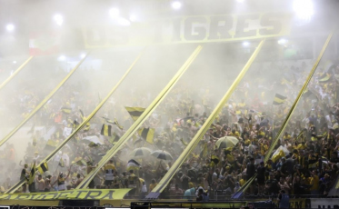 Tencati de volta ao Majestoso: saiba onde assistir Criciúma e Botafogo-SP ao vivo pela Série B