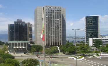 TJ decide sobre tarifa de esgoto de hotel em Criciúma