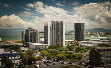 Padastro condenado por chineladas em criança