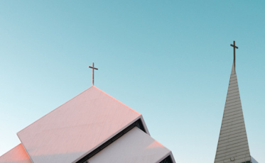 Guerra entre igrejas por fieis vai parar no TJ