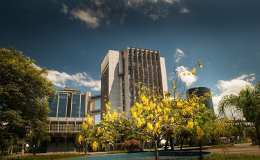 Suspensa ação de improbidade contra ex-presidente de Câmara do sul do Estado