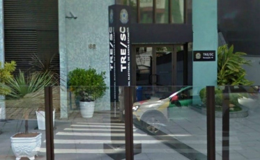 Eleitor é multado por propaganda antecipada